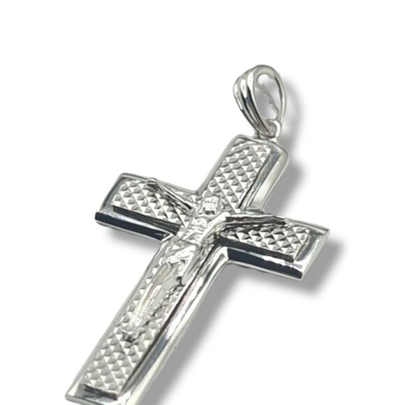 S925 Rhodium Finish over Real 925 Sterling Silver Crucifixion Cross. - Picture 3 of 13